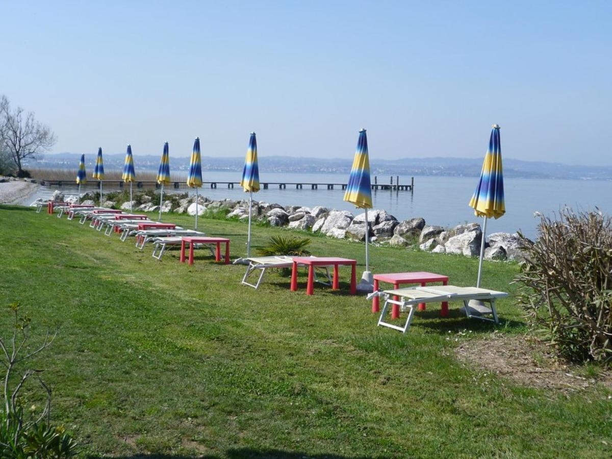 Rio Beach Apartment Ντεζεντσάνο ντελ Γκάρντα Εξωτερικό φωτογραφία